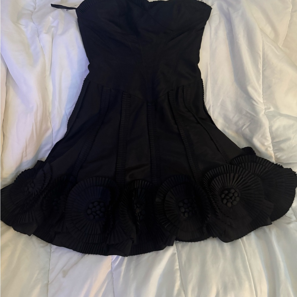 Elegant Black Strapless Dress